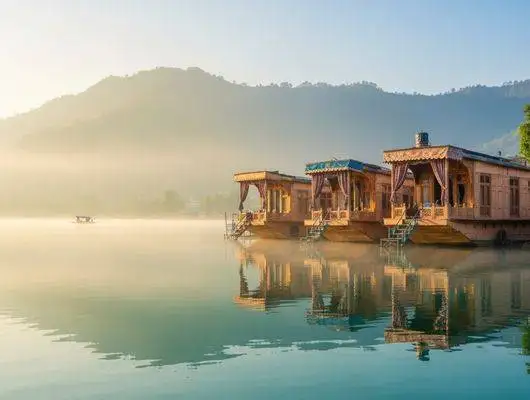 Kashmir Serenity Escape